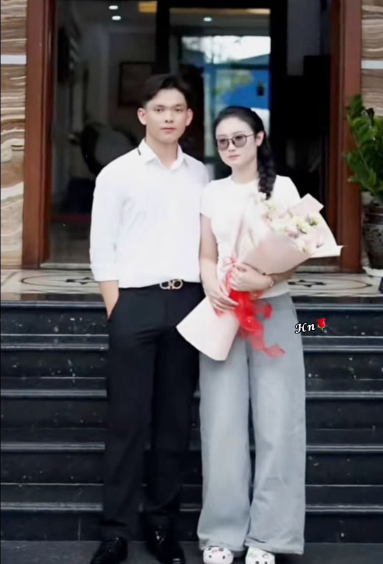 Cô dâu Tây Ninh lấy chồng Campuchia: Cưới xong về cơ ngơi triệu đô, thân thế năm 19 tuổi đã khiến người ta choáng váng- Ảnh 11.