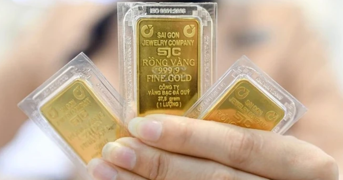 Chênh lệch giá mua, bán vàng miếng SJC dần thu hẹp