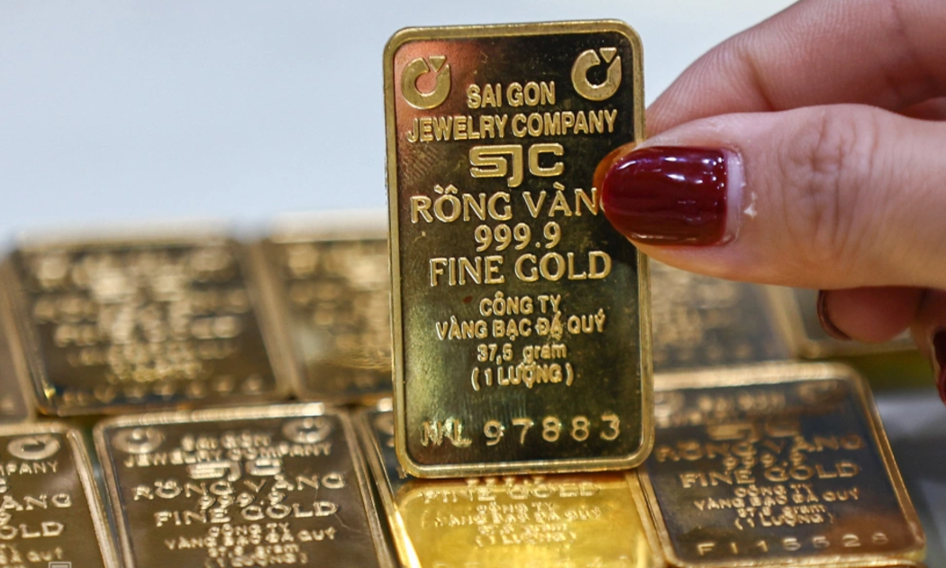 Giá vàng trong nước sụt mạnh sau 2 phiên giằng co